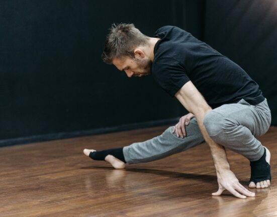 Calisthenics Made Easy: A Step-by-Step Workout Schedule