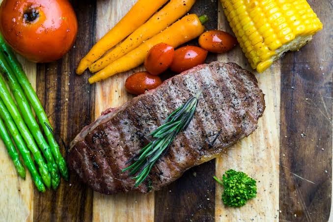 Protein: Your Secret Weapon Against Muscle Loss and Weight Gain